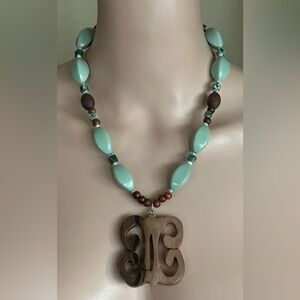 24 inch Wood bead Necklace NWOT